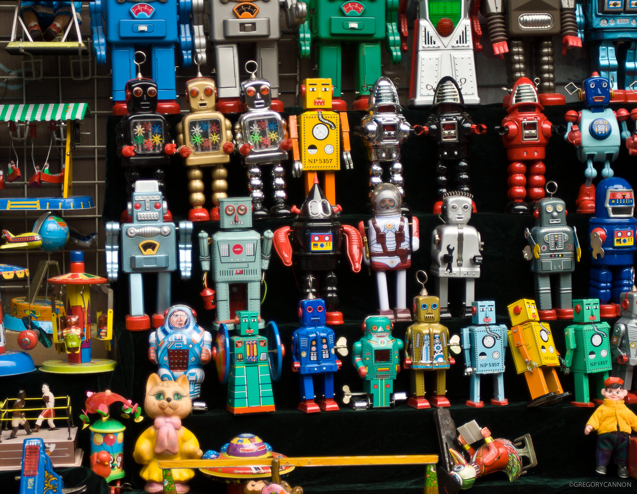 Antiques market toys